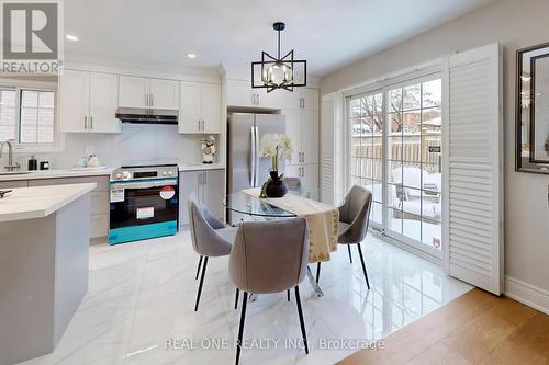 10 Squire Drive, Richmond Hill, ON - Indoor