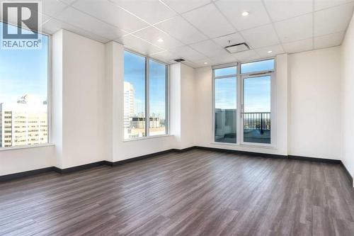 Yoga studio - 2208, 930 6 Avenue Sw, Calgary, AB - Indoor Photo Showing Other Room