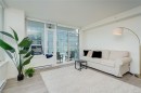 1702-845 Johnson St, Victoria, BC  - Indoor Photo Showing Living Room 