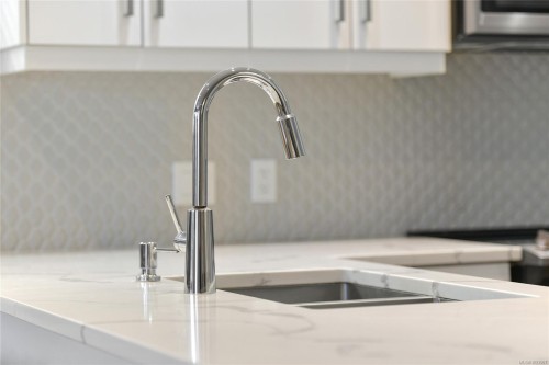 2447 Orchard Ave, Sidney, BC 