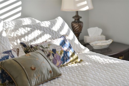 2447 Orchard Ave, Sidney, BC 