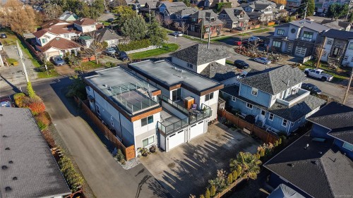 2447 Orchard Ave, Sidney, BC 