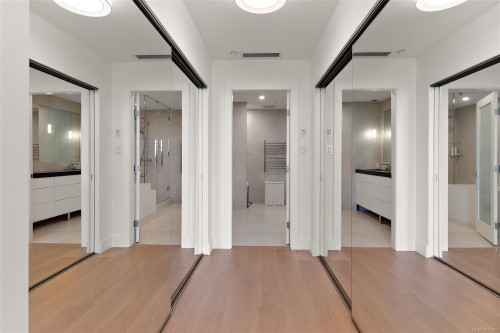 631-21 Dallas Rd, Victoria, BC - Indoor Photo Showing Other Room