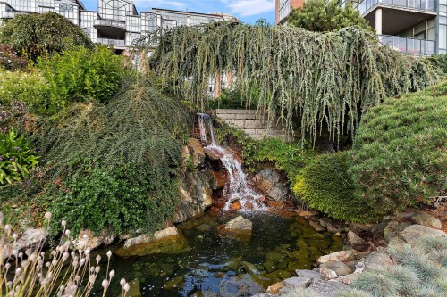 631-21 Dallas Rd, Victoria, BC - Outdoor