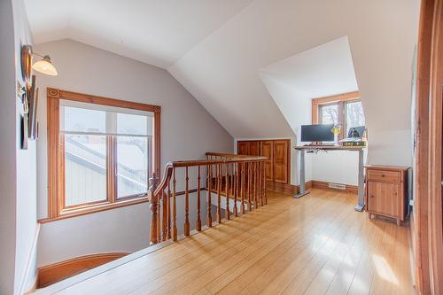 Mezzanine - 330 Av. Edison, Saint-Lambert, QC - Indoor Photo Showing Other Room