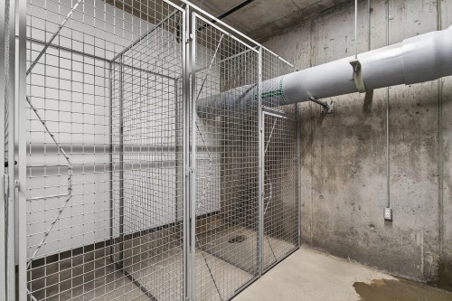 Storage - 425-585 Av. Glengarry, Mont-Royal, QC - Indoor Photo Showing Bathroom