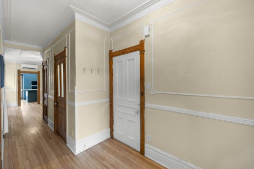 Hall d'entrée/Vestibule - 4885 Av. Henri-Julien, Montréal (Le Plateau-Mont-Royal), QC - Indoor Photo Showing Other Room