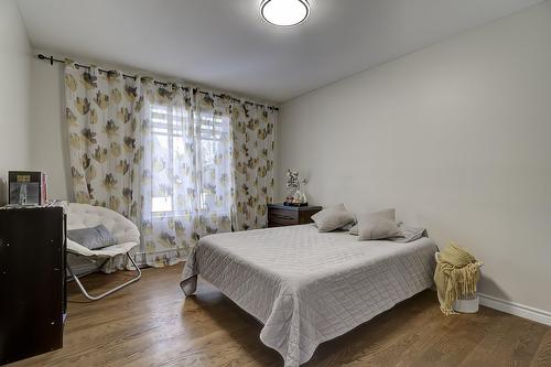 Chambre à coucher - 484 Rue De La Pommeraie, Rosemère, QC - Indoor Photo Showing Bedroom