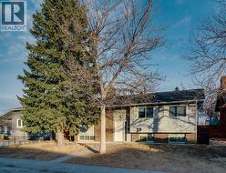 108 Whiteglen Crescent NE  Calgary, AB T1Y 2Z5