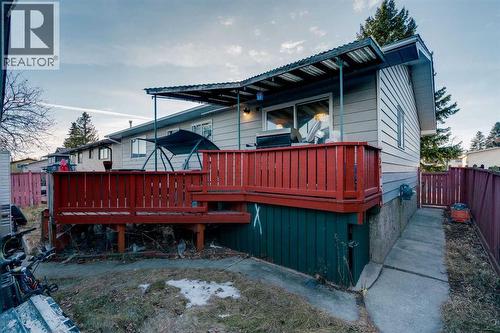 108 Whiteglen Crescent Ne, Calgary, AB - Outdoor