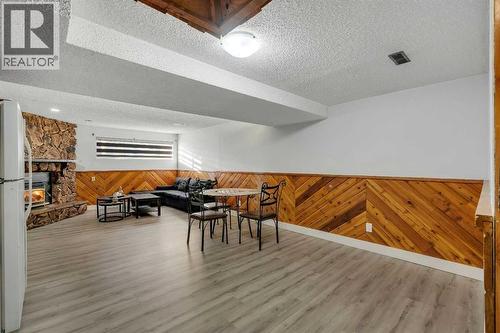 108 Whiteglen Crescent Ne, Calgary, AB - Indoor