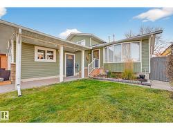 4664 16A AV NW  Edmonton, AB T6L 2S2