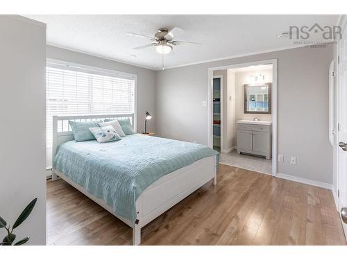 52 Manor Drive, Lower Sackville, NS 