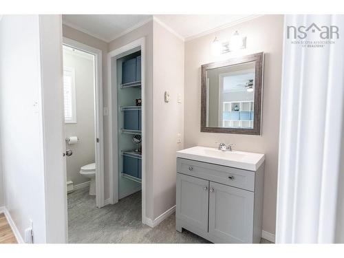 52 Manor Drive, Lower Sackville, NS 