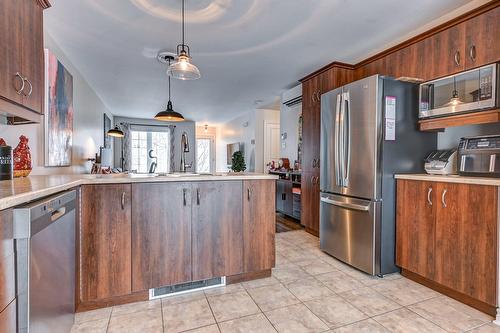 Cuisine - 135 Rue Deschambault, Saint-Jérôme, QC - Indoor Photo Showing Kitchen