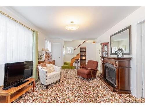 63 Lake Ave, Mcadam, NB 