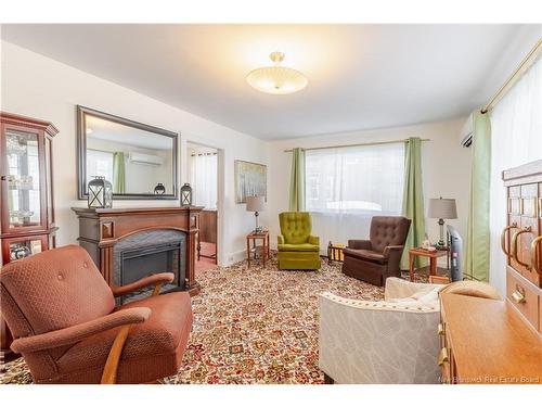 63 Lake Ave, Mcadam, NB 