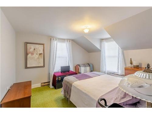 63 Lake Ave, Mcadam, NB 