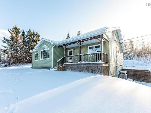 61 Fourth Street, Maclellan'S Brook, NS 