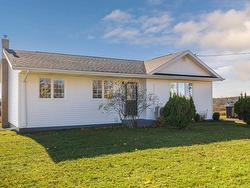 67 Route 225  Warren Grove, PE C0A 1H5