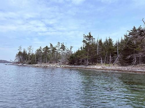 671 South Shore Road, Mitchell Bay, NS 
