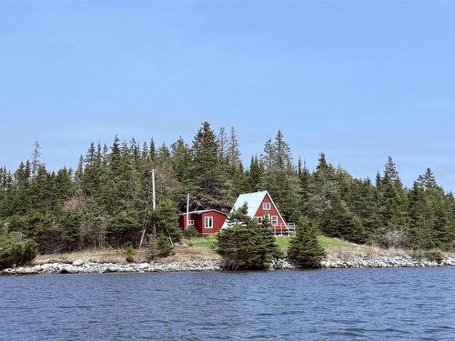 671 South Shore Road, Mitchell Bay, NS 