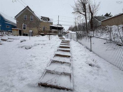 18 Oak Street, Trenton, NS 