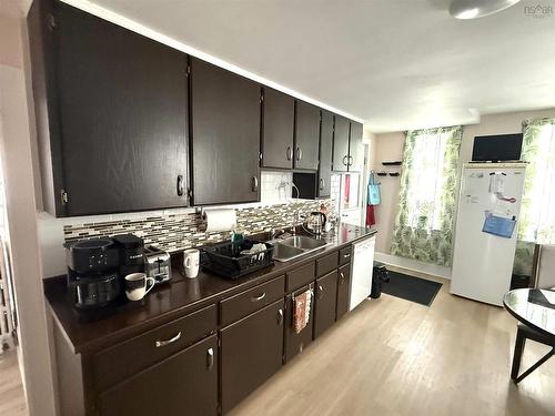 18 Oak Street, Trenton, NS 