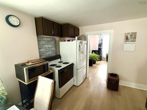 18 Oak Street, Trenton, NS 