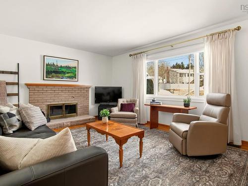 21 Macrae Avenue, Dartmouth, NS 