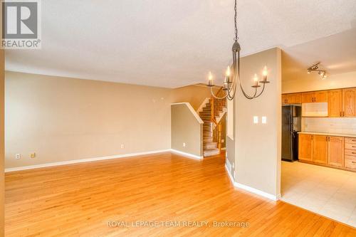 7 Chantilly Gate, Ottawa, ON - Indoor Photo Showing Other Room