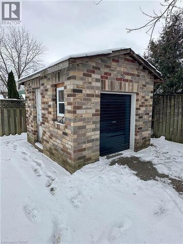 17 Rosanne Crescent, Hamilton, ON - Outdoor