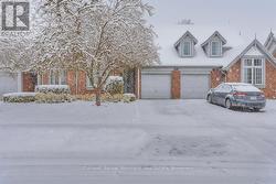 15 WESTWIND CIRCLE  Guelph (Kortright West), ON N1G 4Z4