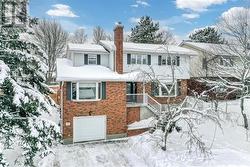 15 Eden Point Street  Sudbury, ON P3E 3V6