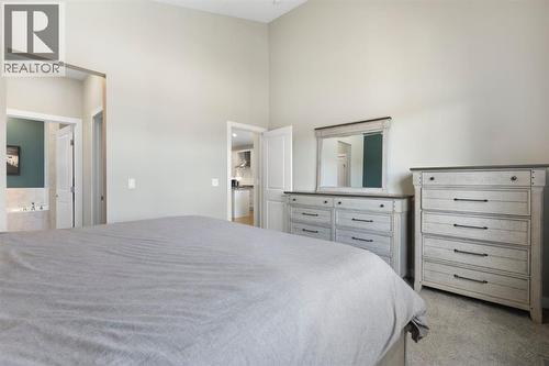 86 Bayview Circle Sw, Airdrie, AB - Indoor Photo Showing Bedroom