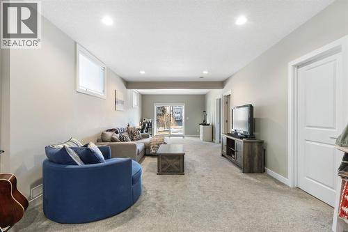 86 Bayview Circle Sw, Airdrie, AB - Indoor