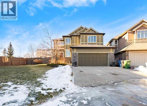 141 Aspen Glen Place SW  Calgary, AB T3H 0E8