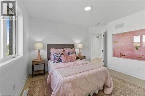 161 Pike Creek Drive, Cayuga, ON - Indoor Photo Showing Bedroom