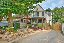 5086 HUTTON AVENUE  Niagara Falls (Downtown), ON L2E 3X4