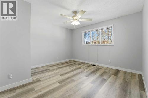Second bedroom - 4 Pardue Close, Red Deer, AB - Indoor Photo Showing Other Room