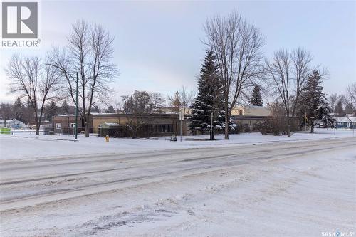1302 11Th Street E, Saskatoon, SK - Outdoor