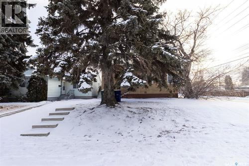 1302 11Th Street E, Saskatoon, SK - Outdoor