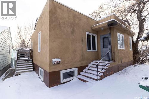 1302 11Th Street E, Saskatoon, SK - Outdoor