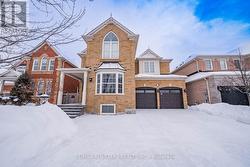 127 YORKLEIGH CIRCLE  Whitchurch-Stouffville, ON L4A 0Z5
