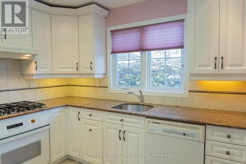 768 Vinette Crescent, Ottawa, ON - Indoor Photo Showing Kitchen