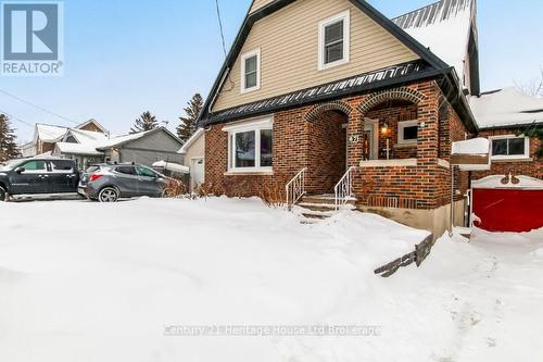 87 Bay Street, Woodstock (Woodstock - South), ON - Outdoor