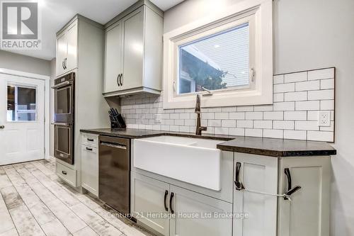 87 Bay Street, Woodstock (Woodstock - South), ON - Indoor Photo Showing Kitchen