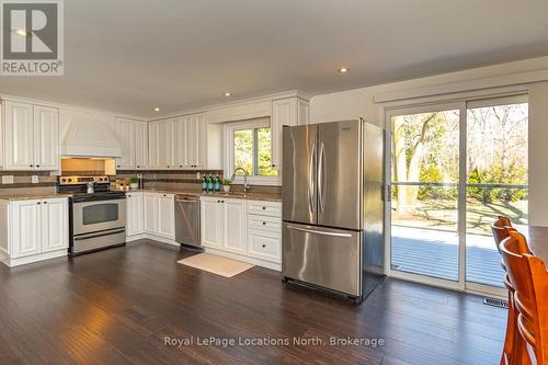 5392 13Th Line, New Tecumseth, ON - Indoor Photo Showing Kitchen