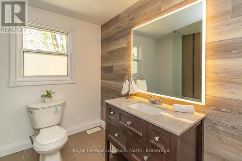 5392 13Th Line, New Tecumseth, ON - Indoor Photo Showing Bathroom