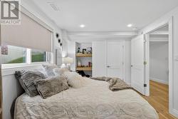 Lower level bedroom - 